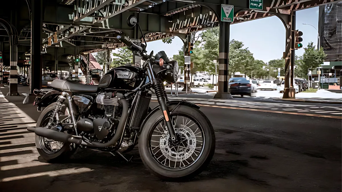 T100 vs. T120: Which Triumph Costs More to Maintain? Triumph’s Bonneville T100