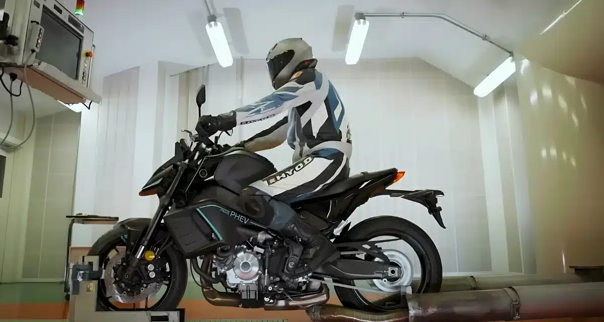 Yamaha’s MT-09 Hybrid Merges Electric and Gasoline Power