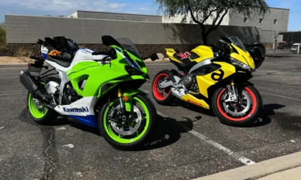 Does the Kawasaki ZX-6R Outperform the Aprilia RS660?