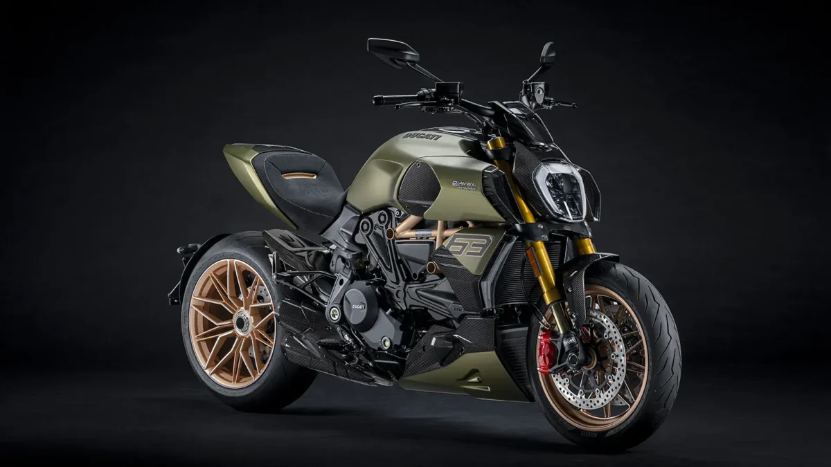 Luxury Heavyweight Motorcycles Set to Hit $38B by 2030 Ducati Diavel 1260 Lamborghini