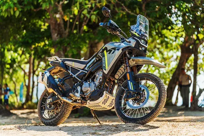 Hunting the Best Dual Sport Motorcycle for 2025 Adventurers 2025 CFMoto 450MT