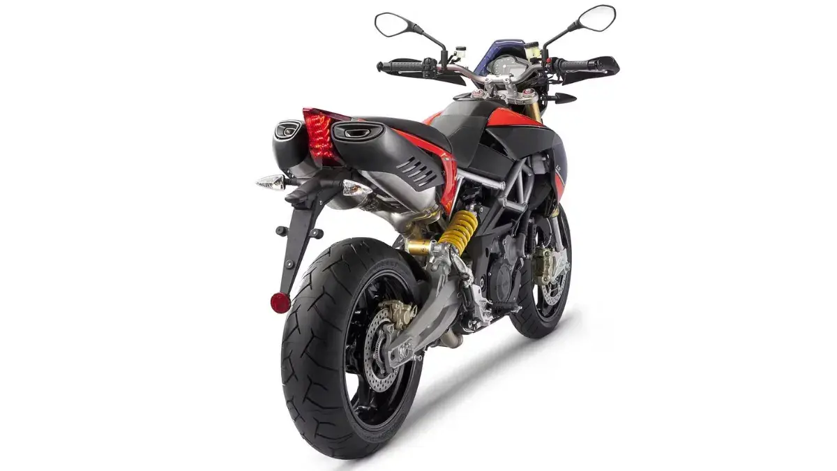 Was the Aprilia Dorsoduro 1200 the Ultimate Maximotard? Dorsoduro 1200
